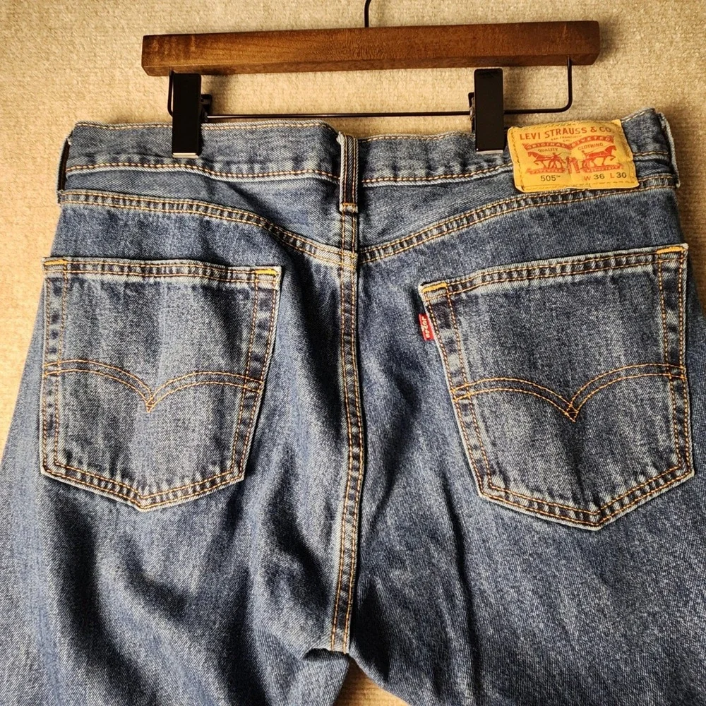 Levi's 505 Regular Fit Jeans Mens 36x30‎ Blue Excellent Straight Leg Denim